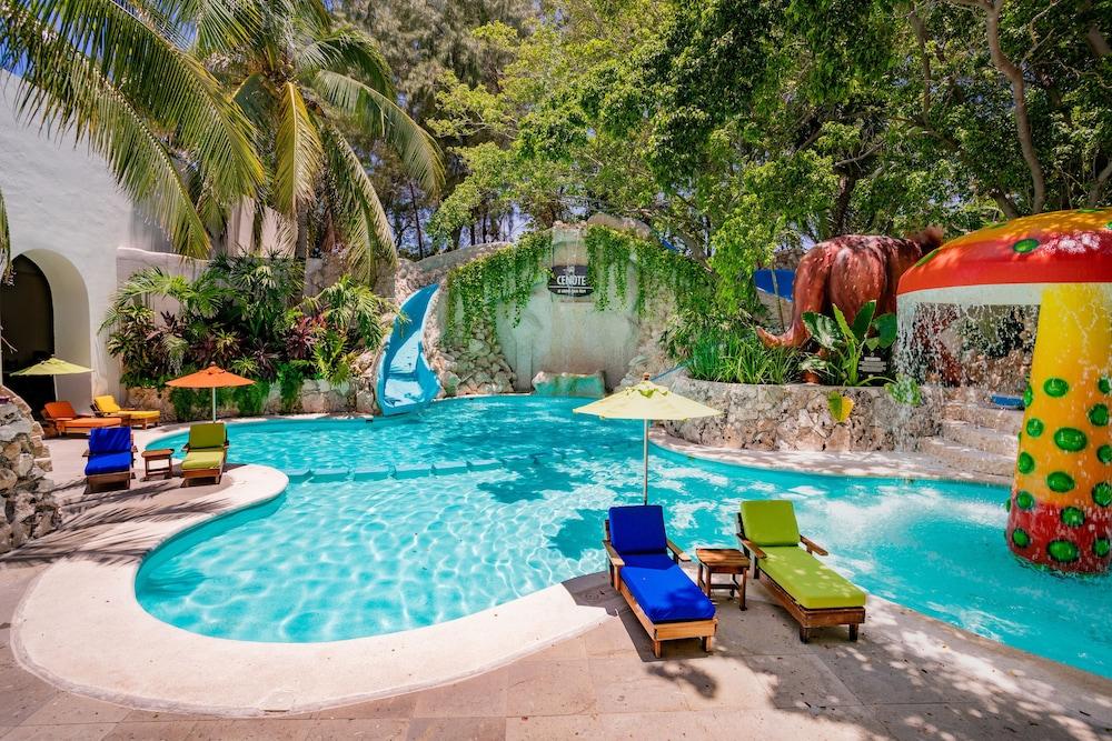 Hôtel Oasis Palm à Cancún Extérieur photo
